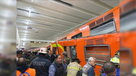 Horrific Mexico City metro train smash leaves 1 dead, dozens injured (VIDEOS)