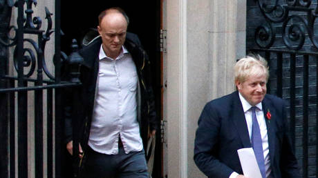 Britain's Prime Minister Boris Johnson and special advisor Dominic Cummings © REUTERS / Henry Nicholls