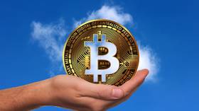 Bitcoin the SAVIOR? RT’s Keiser Report on how to survive the financial crisis