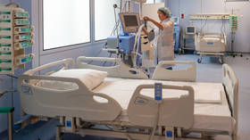 Not an old person’s virus: Russia warns teens & adults they TOO may need ventilators if ill with Covid-19, citing patient data