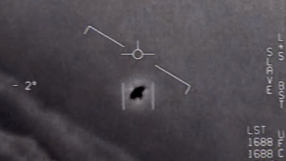 Declassified: Pentagon officially releases three UFO VIDEOS to ‘clear ...