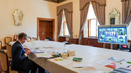 Czech govt backs plan to seek state of emergency extension until May 25 &ndash; report