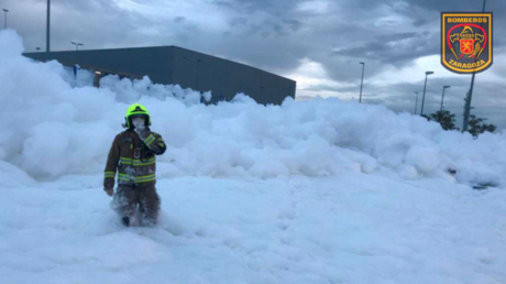 Bad memory foam: Worker trapped by GIANT WAVES of flame retardant in Spain (VIDEOS, PHOTOS)