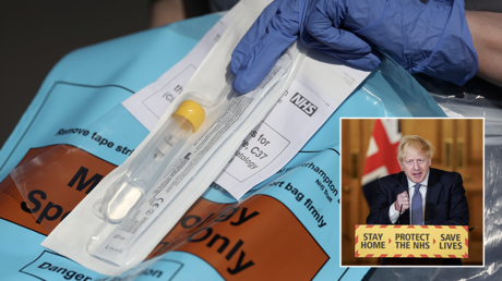 (Main) FILE PHOTO: Covid-19 testing kit © REUTERS / Carl Recine (B-R) PM Boris Johnson © REUTERS / No 10 Downing Street / Andrew Parsons / Handout