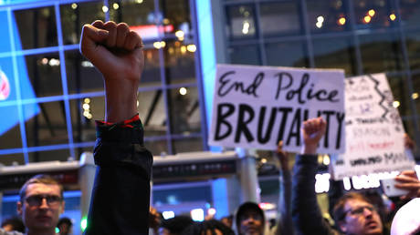 FILE PHOTO A protest against police brutality in Sacramento, California. March 2018. © Getty Images / AFP / Justin Sullivan