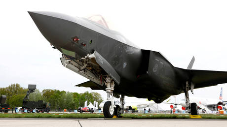 Lockheed Martin declares Mission (almost) Accomplished, brings F-35’s 100+ safety flaws down to 8... and hundreds of lesser issues
