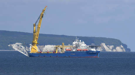 The Akademik Cherskiy off the island of Rugen, Germany, May 12, 2020 © Global Look Press / dpa / Stefan Sauer