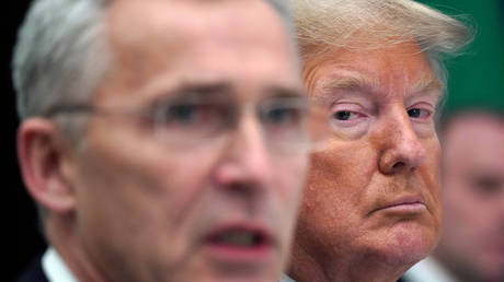 US President Donald Trump and NATO Secretary General Jens Stoltenberg during the NATO leaders summit in Watford, Britain, December 4, 2019. © Reuters / Kevin Lamarque