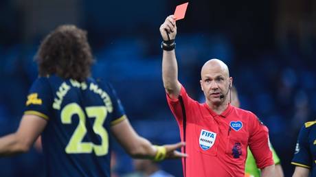 David Luiz receives his marching orders by referee Anthony Taylor