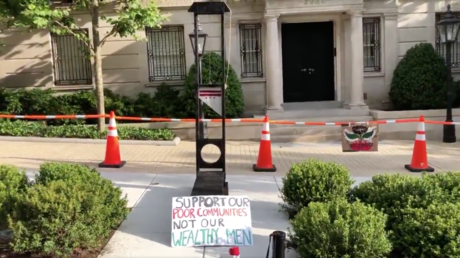 Guillotine set up by protesters outside Jeff Bezos' DC residence