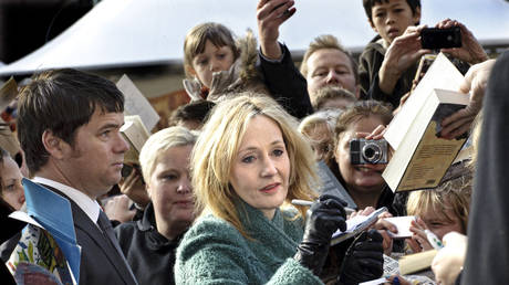 FILE PHOTO: J.K. Rowling swarmed by fans