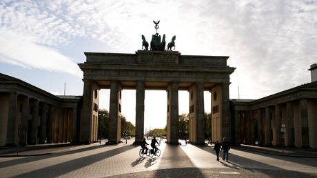 FILE PHOTO: The Brandenburg Gate, Berlin, Germany © Reuters / Christian Mang