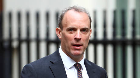 FILE PHOTO: Dominic Raab arrives at Downing Street ahead of a cabinet meeting in London, Britain, July 14, 2020 © Reuters / Hannah McKay
