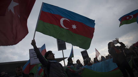 FILE PHOTO: Azerbaijanis abroad protest against Armenia. © AFP / Steffi Loos