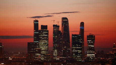 FILE PHOTO: The skyscrapers of the Moscow International Business Center, Moscow, Russia © Reuters / Christian Hartmann