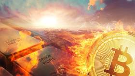 'Gold is the real bitcoin,’ says asset manager after bullion price smashes decade high