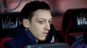 Arsenal Outcast Mesut Ozil Turns Down Transfer To Fenerbahce As Former Miss Turkey Wife Pushes For Move Away From London Reports Rt Sport News