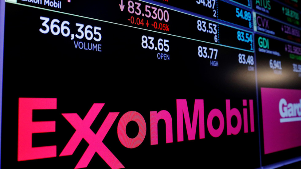 Exxon gets kicked out of the Dow Jones Industrial Average — RT Business