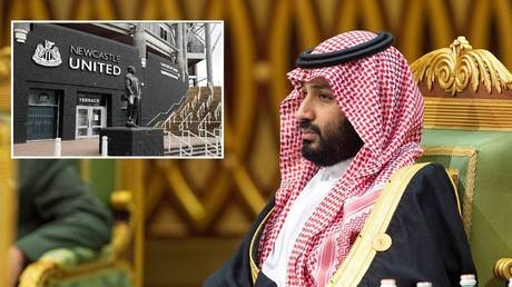 Saudi Crown Prince Mohammed bin Salman and Newcastle United's St James' Park stadium. © Saudi Royal Court Handout via Reuters / Reuters