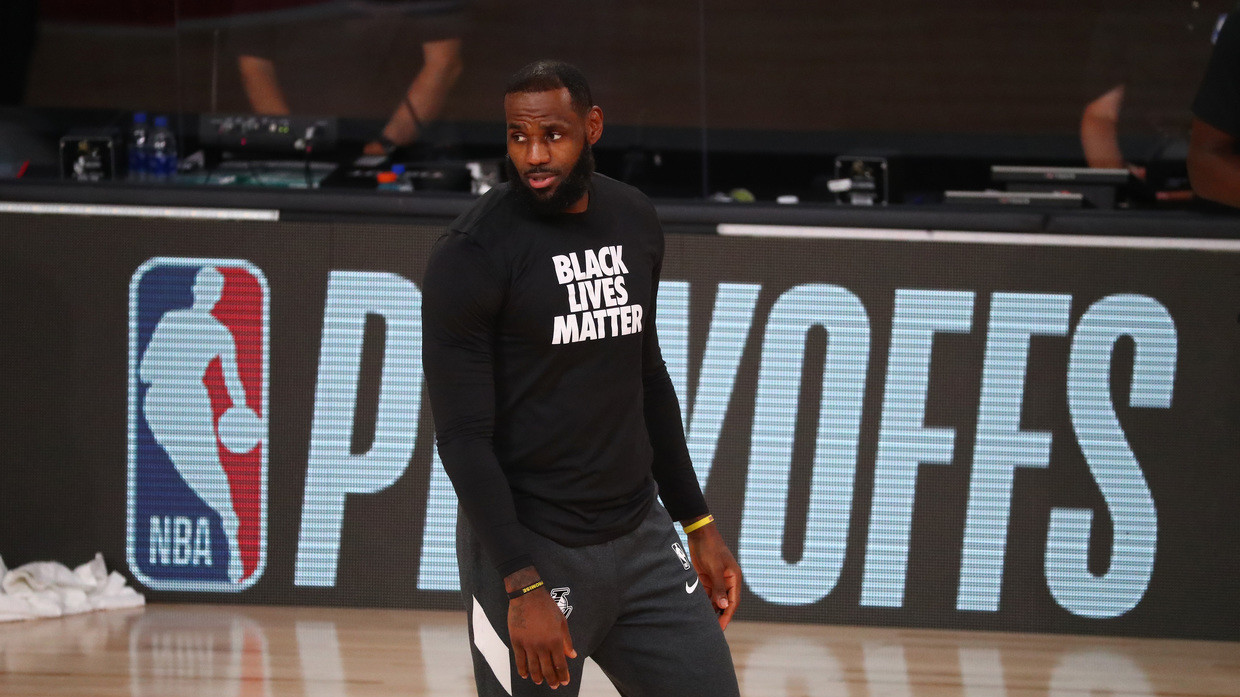 Division in the NBA protest ranks? LeBron James 'adamant' about canceling playoffs following 'tense' boycott meeting — RT Sport News