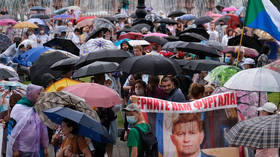 As rain falls & holiday season begins, Khabarovsk protests start to peter out. But thousands still march in support of ex-governor