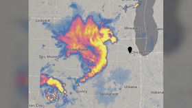 Massive 'dragon-shaped' windstorm headed for Chicago