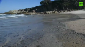 Caitlin Johnstone: QAnon is a fake, decoy imitation of a healthy revolutionary impulse