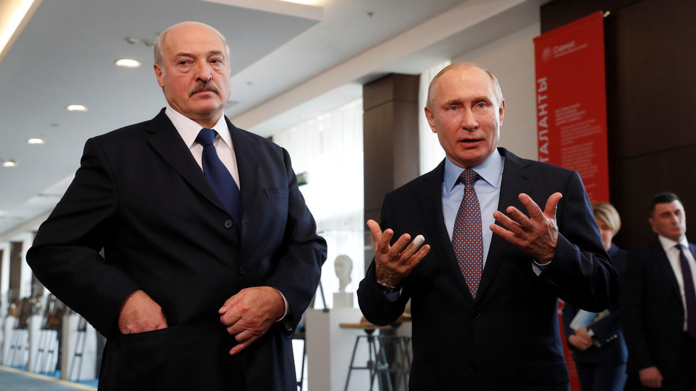 Kremlin rubbishes suggestion Putin & Lukashenko will discuss Belarus-Russia unification, as poll shows most Russians are opposed