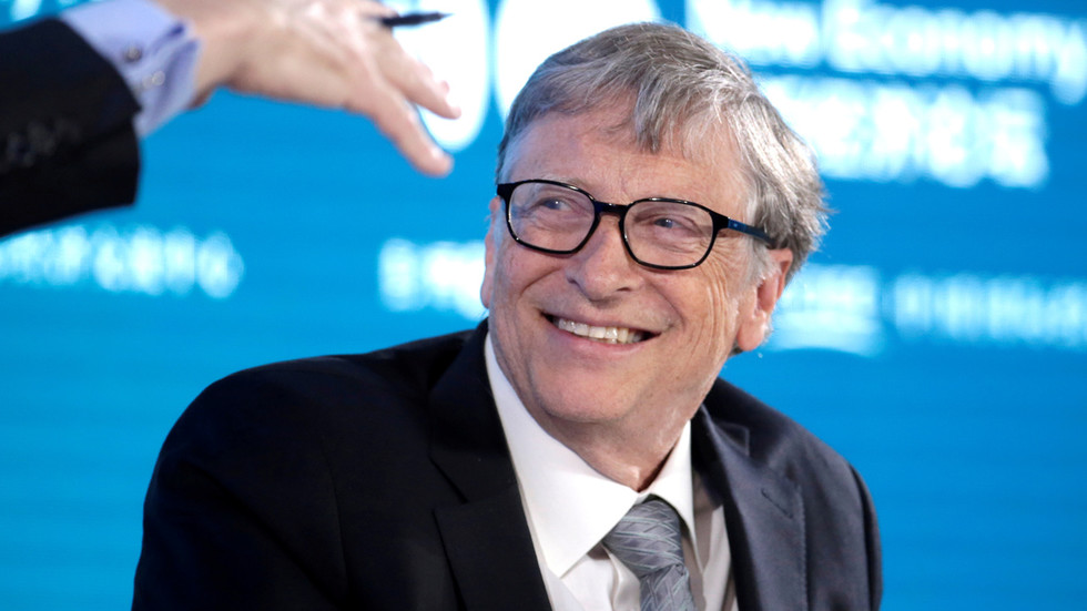'Best case' for end of pandemic is 2022, thanks to vaccines & funding, says 'optimistic' Bill Gates