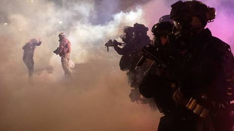 FILE PHOTO: Portland, Oregon, U.S., July 30, 2020 ©  REUTERS/Caitlin Ochs