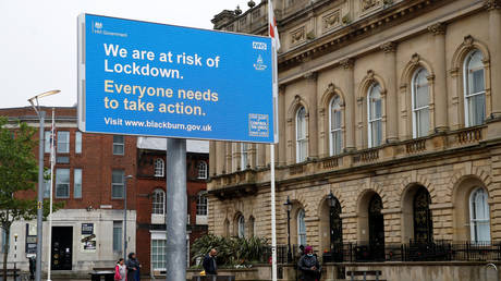 An informational billboard in Blackburn, Britain, July 16, 2020. © Reuters / Phil Noble