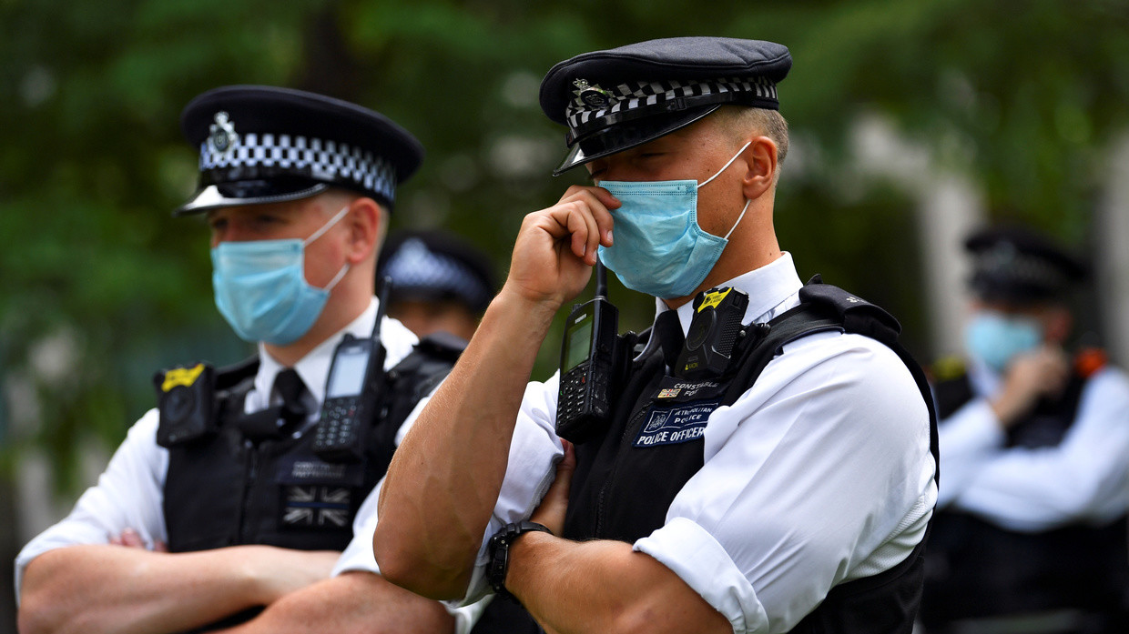 The Covid 19 Rule Of Six Is A Joke And If Boris Thinks The Police Will Do His Dirty Work In Enforcing It He S Wrong Rt Op Ed