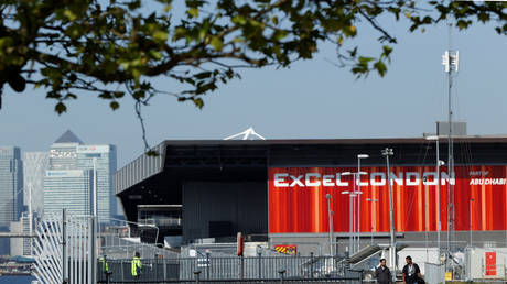 FILE PHOTO: The Excel Centre, London, Britain. © REUTERS/John Sibley