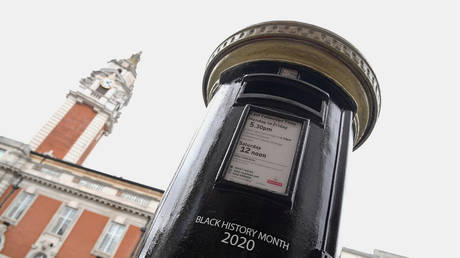 A Royal Mail postbox, painted black instead of traditional red, to honour Black Britons, as part of the forthcoming Black History Month, in Brixton, London, Britain, September 30, 2020. © REUTERS/Toby Melville