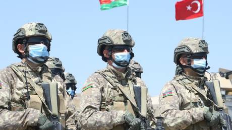 FILE PHOTO: Azerbaijani troops taking part in joint drills with the Turkish military. © Azerbaijan’s Defense Ministry