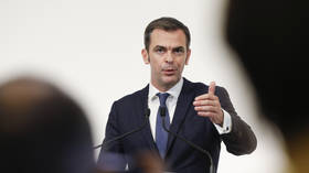 Homes of French health minister & ex-PM raided by police as part of coronavirus probe