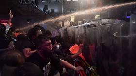 WATCH: Thai police blast anti-govt protesters with water cannons amid massive deployment in Bangkok