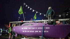 Extinction Rebellion activists block entrance to oil refinery in Scotland accused of ‘ecocide’ (PHOTOS)