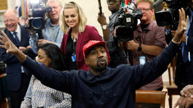 ‘I can’t stop laughing’: Kanye West mocked for attending game with tights on head in US stadium ‘where rapper is living’ (VIDEO)