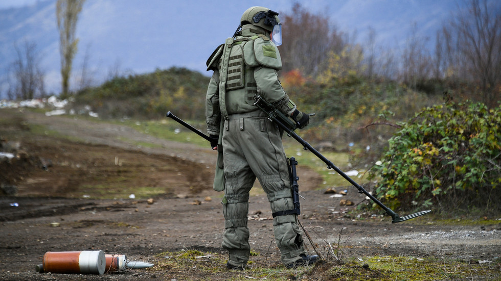 Russian Peacekeeper Wounded, Azeri Serviceman Killed In Landmine Blast ...