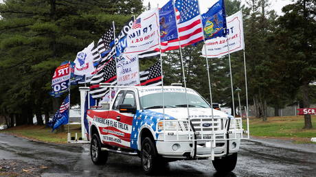 &lsquo;These patriots did nothing wrong&rsquo;: Trump defends MAGA caravan that &lsquo;surrounded & harassed&rsquo; Biden bus in Texas amid FBI probe