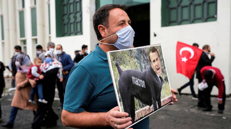 FILE PHOTO. © REUTERS / Murad Sezer