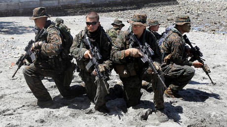 FILE PHOTO In this picture taken July 2012 shows US soldiers participate in a military exercise training in the southern Philippine city of General Santos © Getty Images/NurPhoto /Jeoffrey Maitem