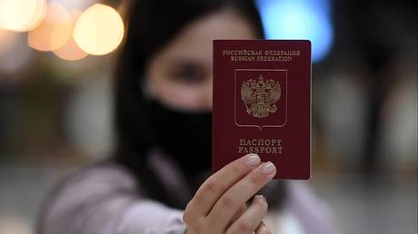 Russia to offer &lsquo;golden visas&rsquo; to foreigners looking to take advantage of low tax rates who invest at least $130k in the country