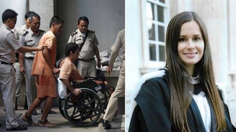 (L) Thai prison officers escort Saeid Moradi during trial in Bangkok in 2012. © REUTERS / Chaiwat Subprasom; (R) Kylie Moore-Gilbert © AP Image / Handout via REUTERS