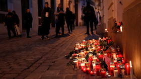 ‘Willing to lose my business for what I believe in’: UK gym owner ARRESTED & patrons fined hours into second Covid-19 lockdown