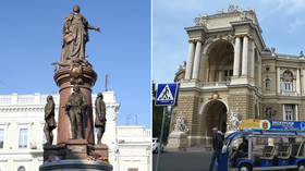 Protesters in Odessa call for statue of Catherine the Great to be toppled in attempt ‘to get rid of Russian influence’