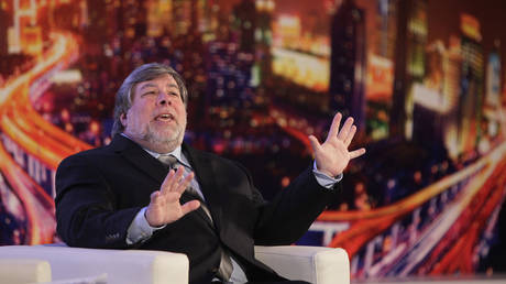 FILE PHOTO: Steve Wozniak, co-founder of Apple © Reuters / Aly Song