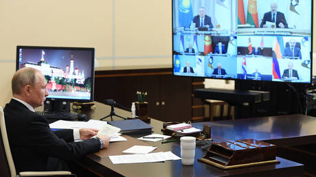 Kremlin dismisses conspiracy theories about Putin hiding from Covid-19 in &lsquo;Sochi bunker,&rsquo; says president working in Moscow