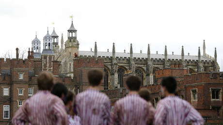 Eton College Chapel is seen in the background at Eton college (FILE PHOTO) © REUTERS/ Eddie Keogh